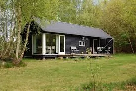 Eco-tourism huts